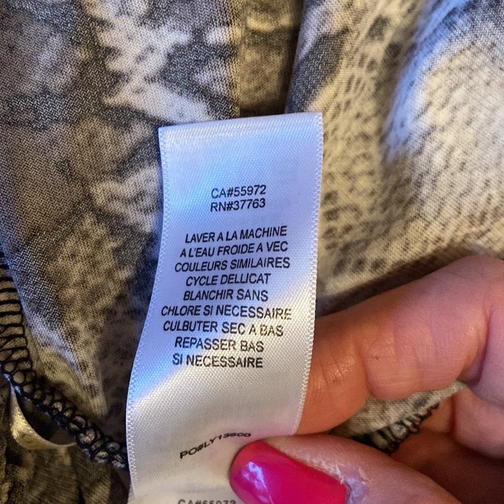 Laundry By Shelli Segal Python Print Surplus Top - image 6